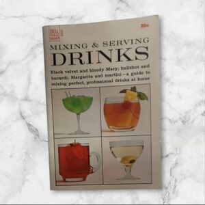 *6A 1963 Vintage Mixing & Serving Drinks Dell Purse Book  Guide